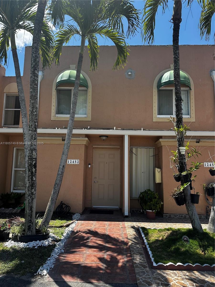 Rental Property at 12452 Nw 11th Ln 2011, Miami, Broward County, Florida - Bedrooms: 3 
Bathrooms: 3  - $2,750 MO.