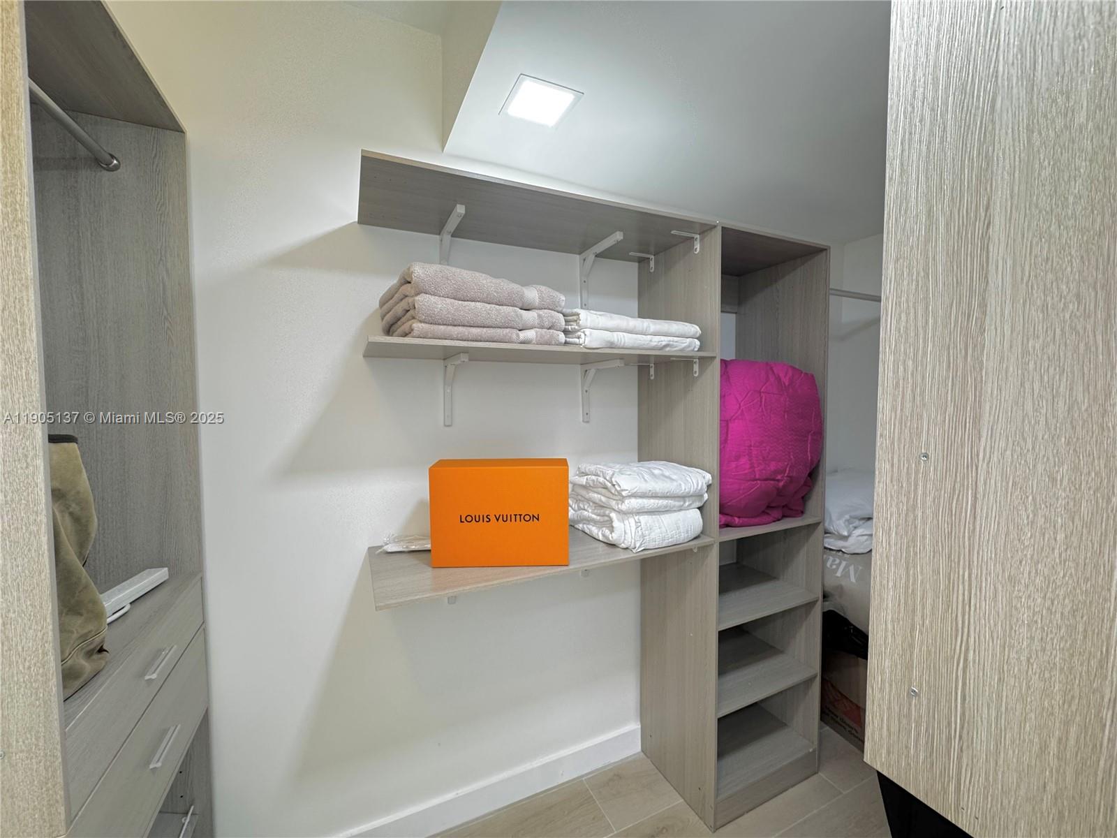 THE GRANDVIEW CONDO - Residential