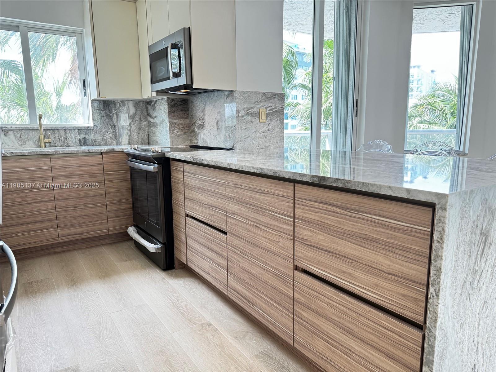 THE GRANDVIEW CONDO - Residential