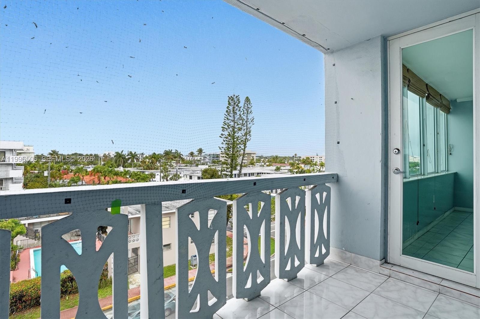 HARDING HALL CONDOMINIUM - Residential