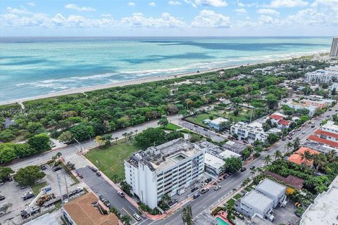 Photo of 8233 Harding Ave #504, Miami Beach, FL 33141 (MLS # A11996506)