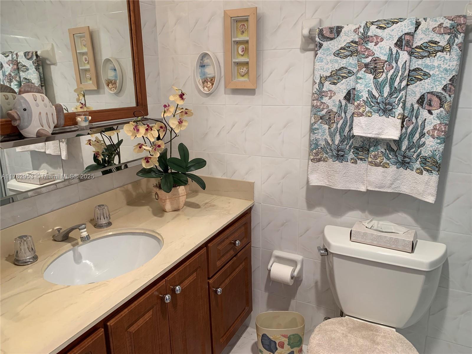 HEMISPHERES CONDO - Residential Lease