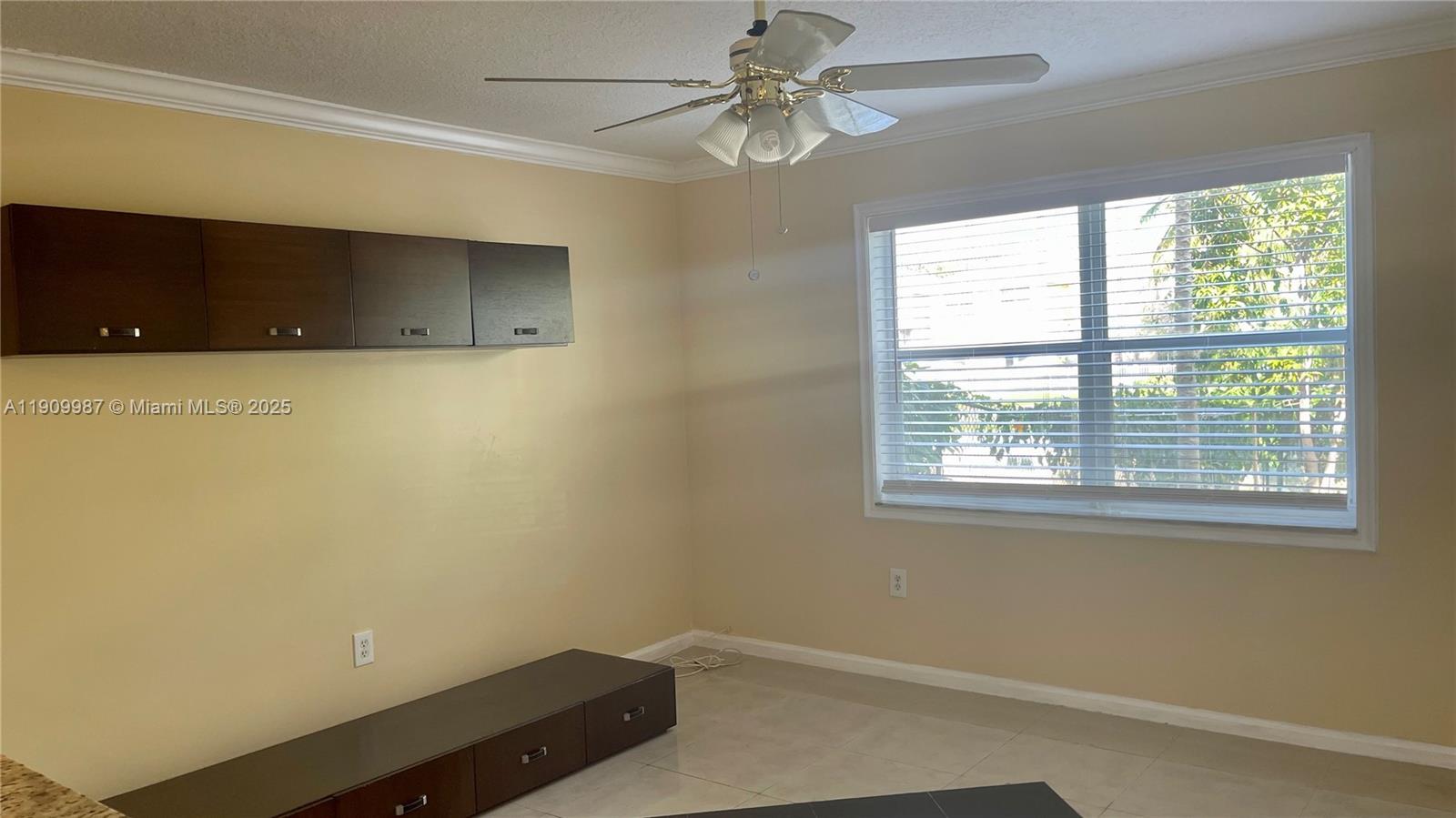 HOME DYNAMICS SUNRISE PLA - Residential Lease