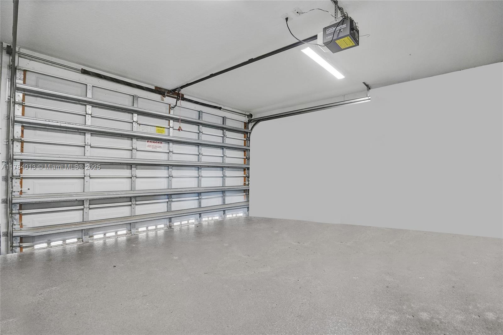 LONG LAKE RANCHES PLAT ON - Residential Lease