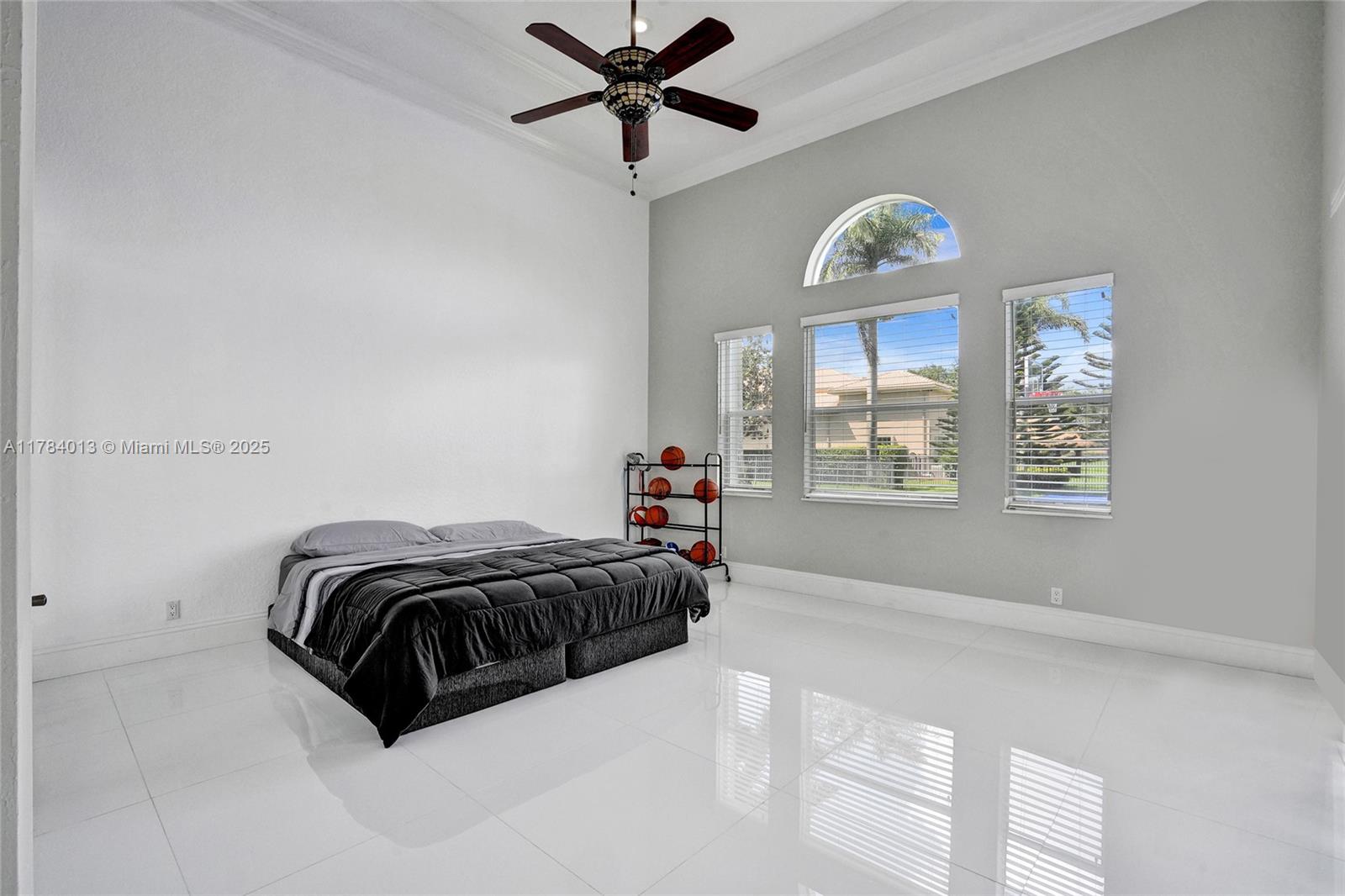 LONG LAKE RANCHES PLAT ON - Residential Lease