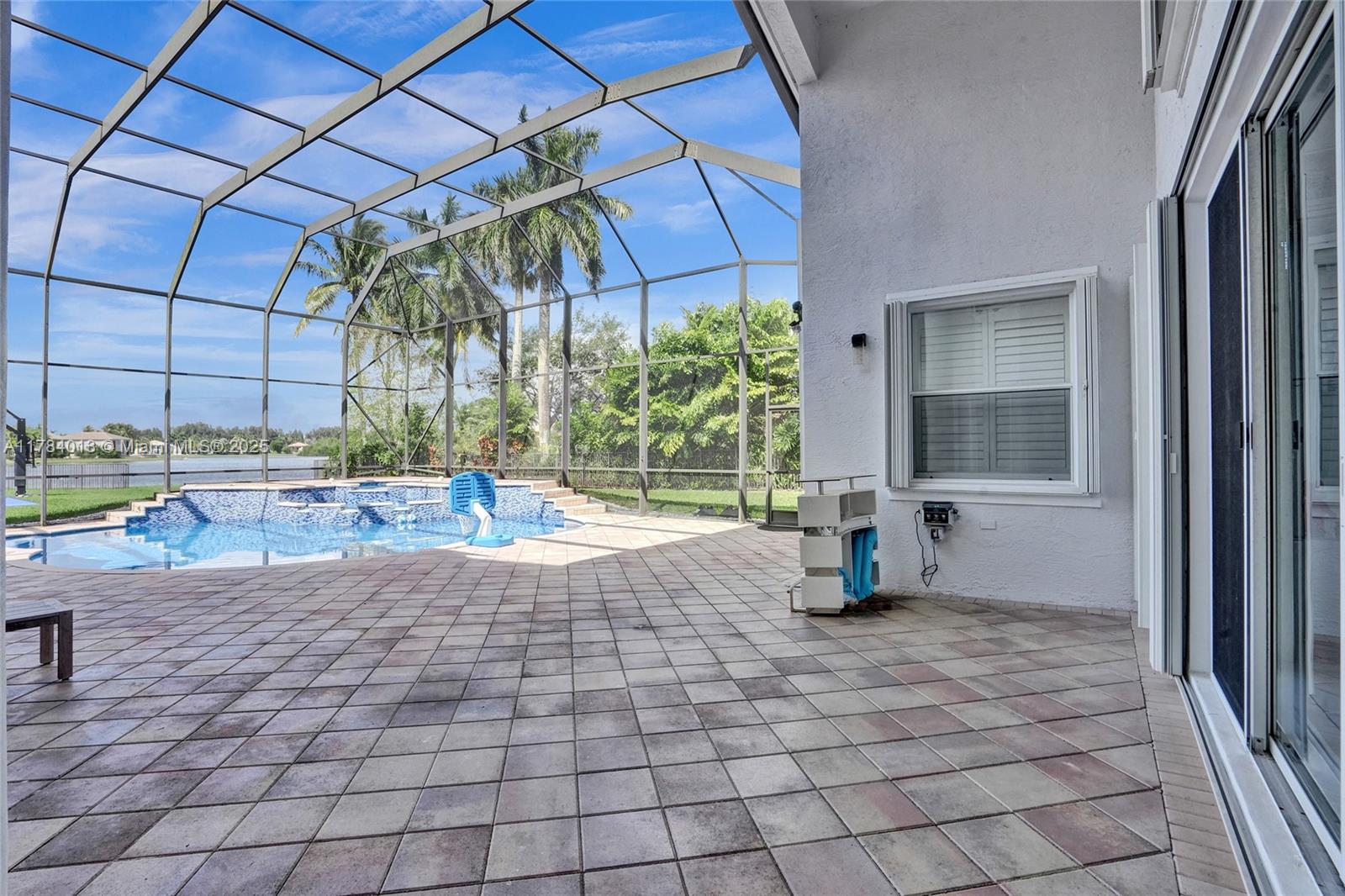 LONG LAKE RANCHES PLAT ON - Residential Lease