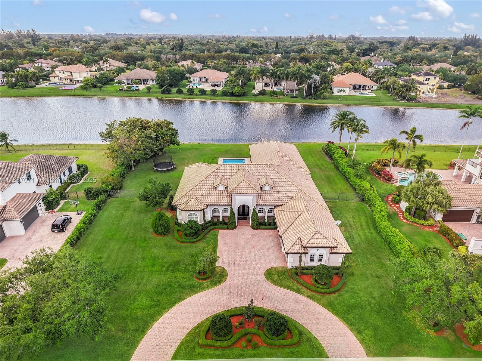 14443 S Jockey Cir South