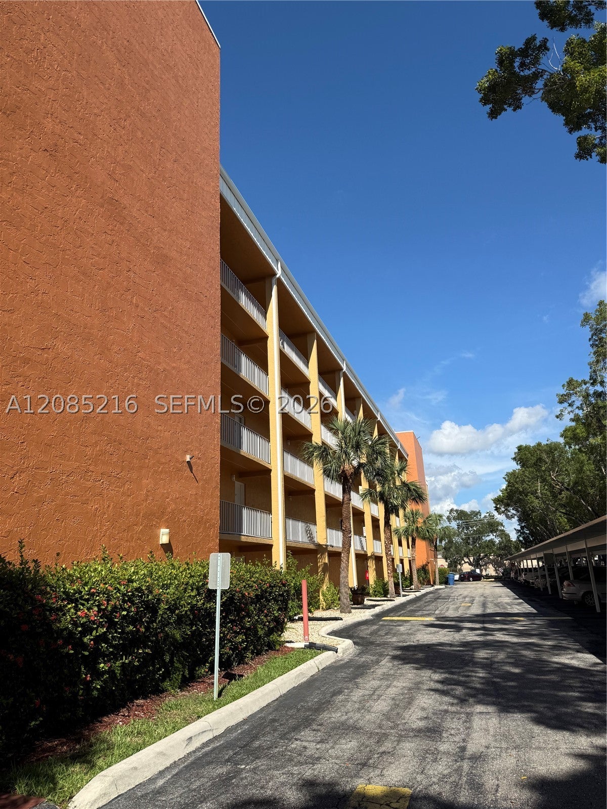 2366 E Mall Dr 308