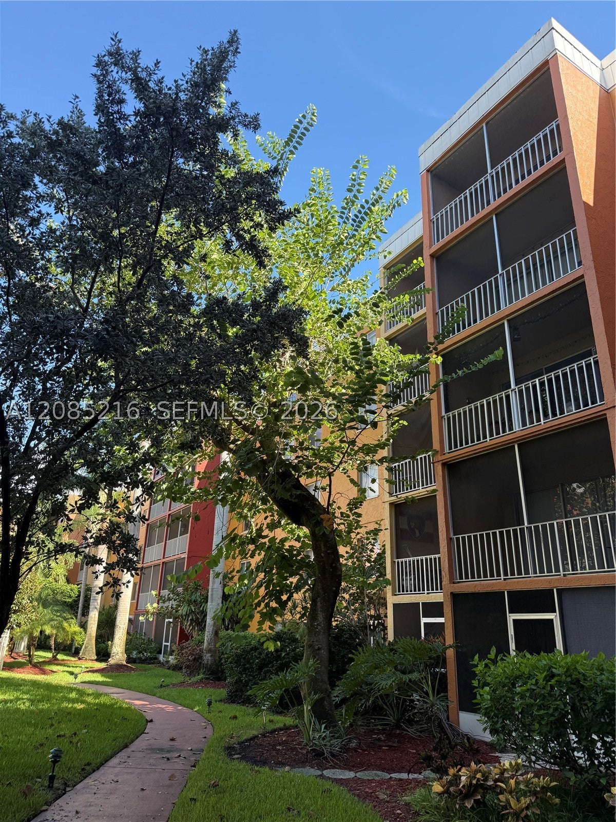 2366 E Mall Dr 308
