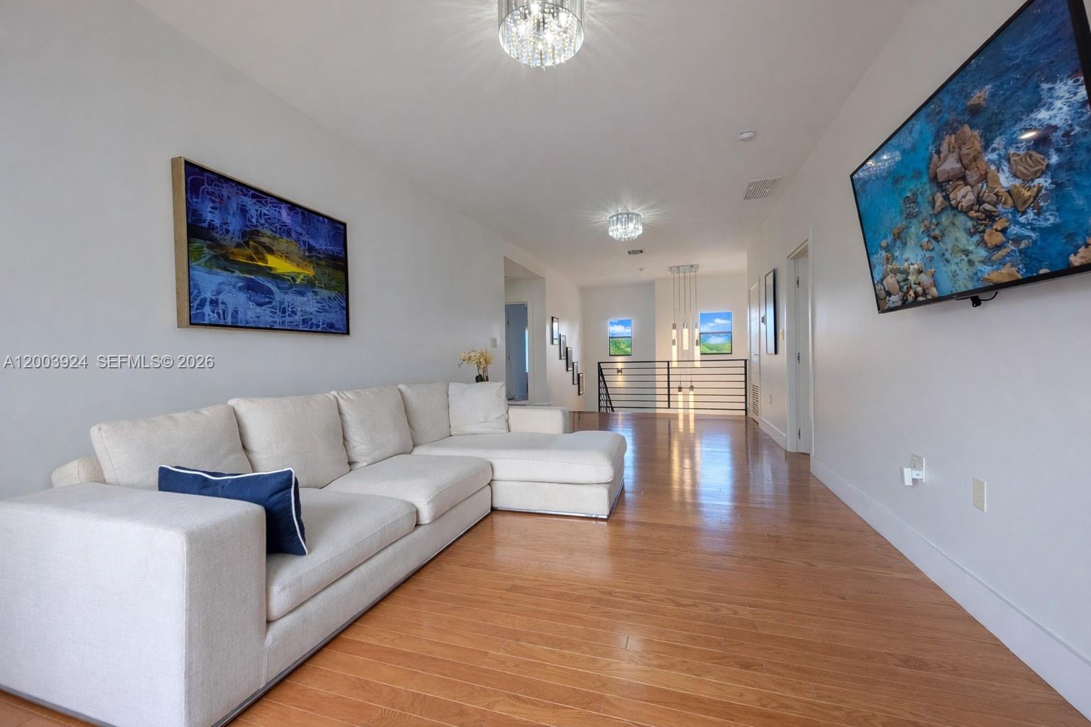 BRICKELL ESTATES - Residential