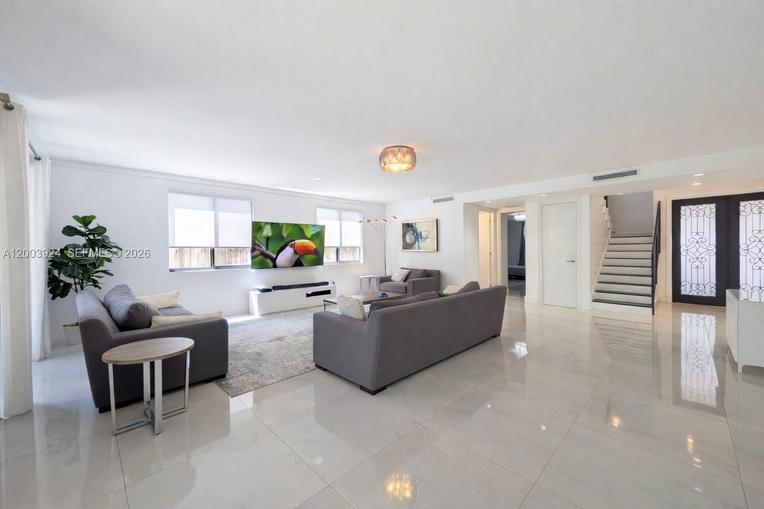 BRICKELL ESTATES - Residential