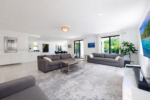 Tiny photo for 471 SW 30th Rd, Miami, FL 33129 (MLS # A12003924)