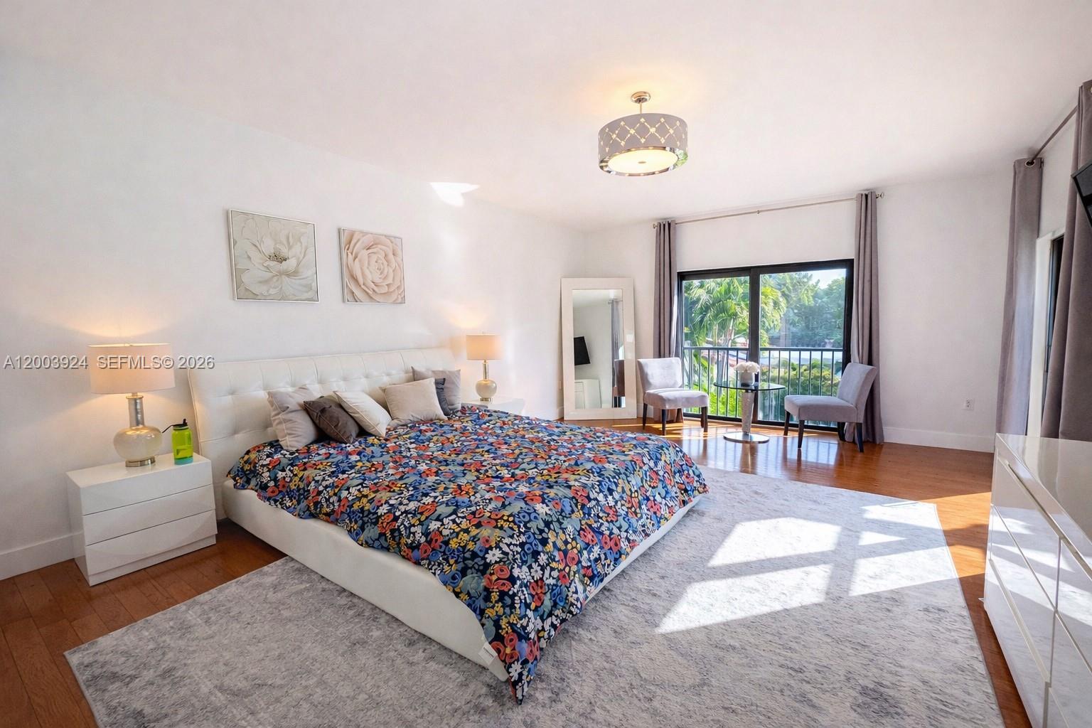 BRICKELL ESTATES - Residential