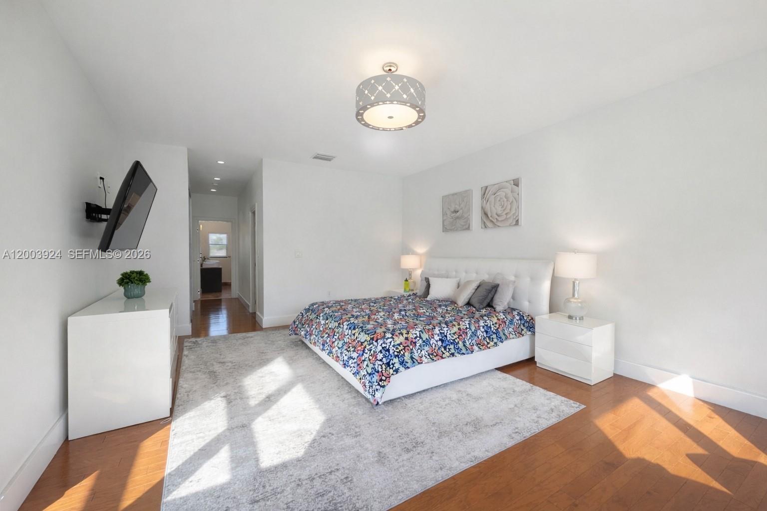 BRICKELL ESTATES - Residential