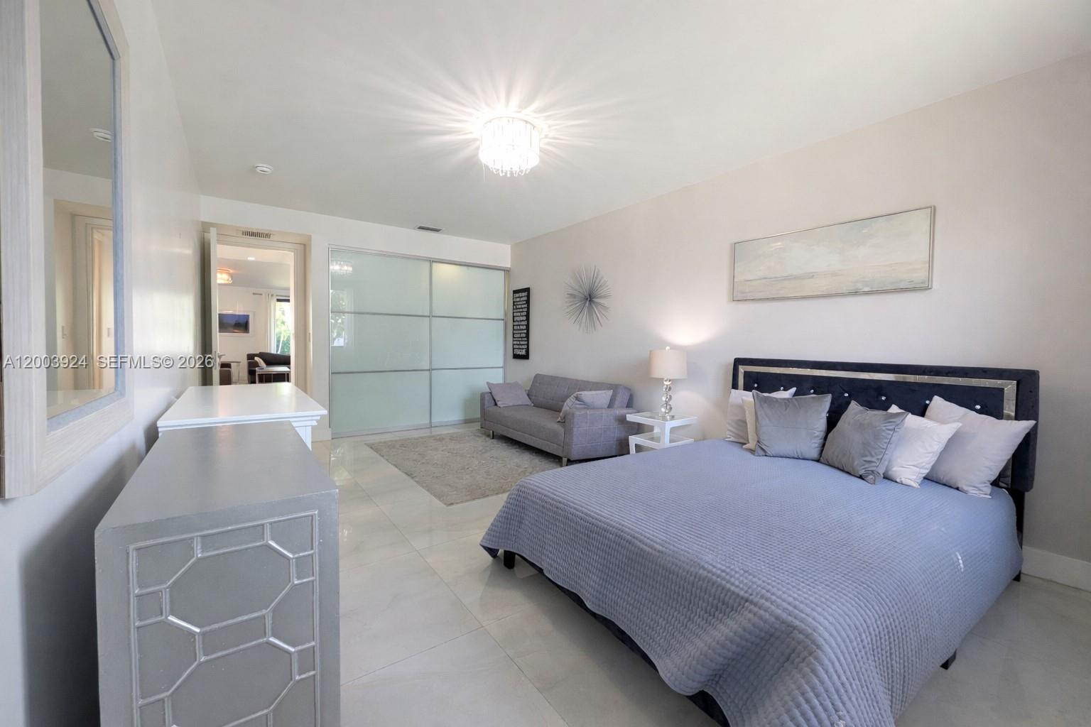 BRICKELL ESTATES - Residential