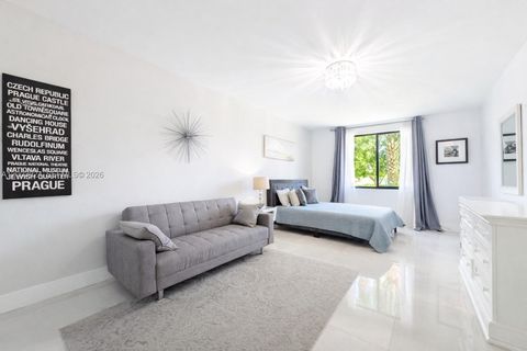 Tiny photo for 471 SW 30th Rd, Miami, FL 33129 (MLS # A12003924)