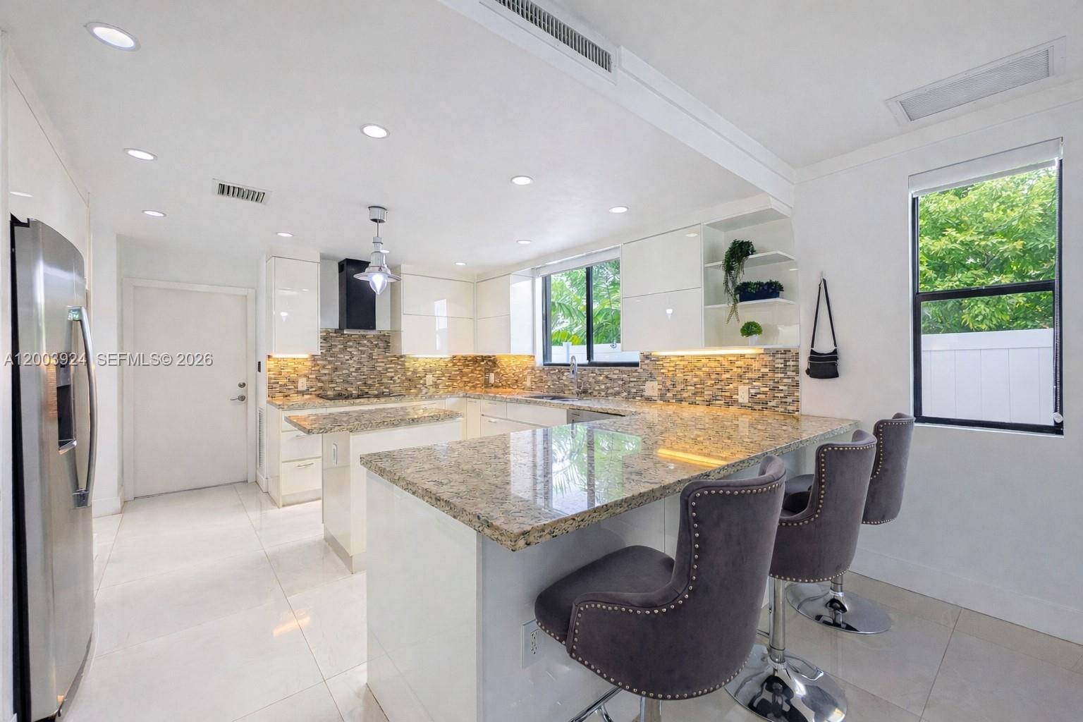 BRICKELL ESTATES - Residential