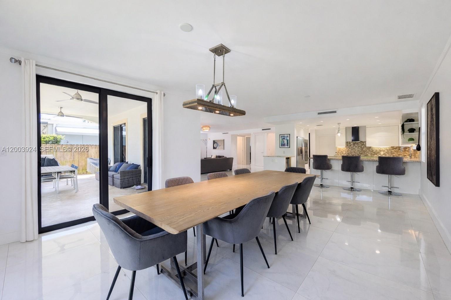 BRICKELL ESTATES - Residential