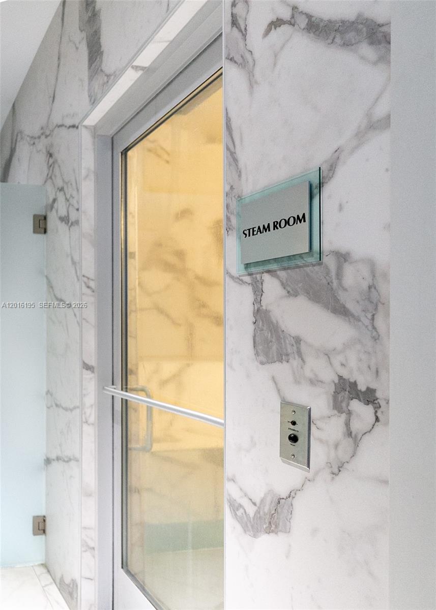 IVY CONDO - Residential Lease