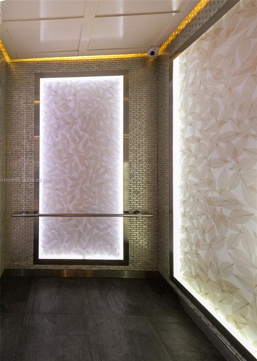 IVY CONDO - Residential Lease
