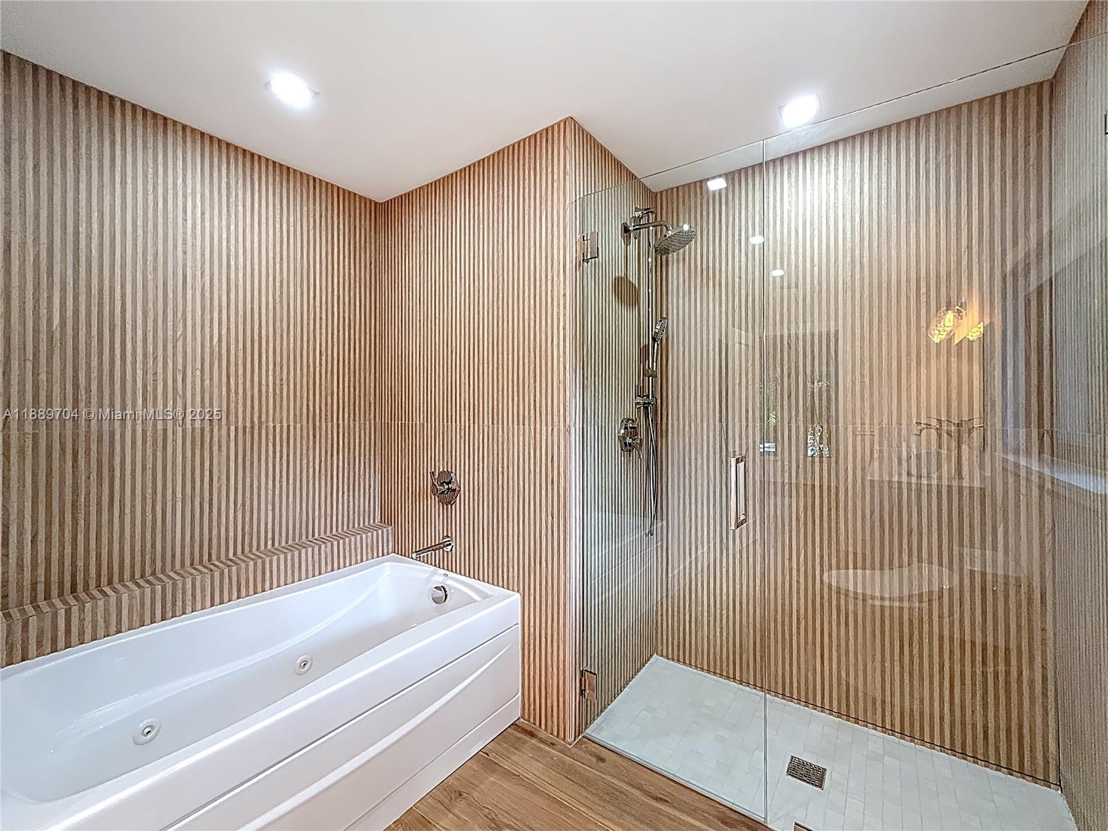 Cascada Falls - Residential Lease