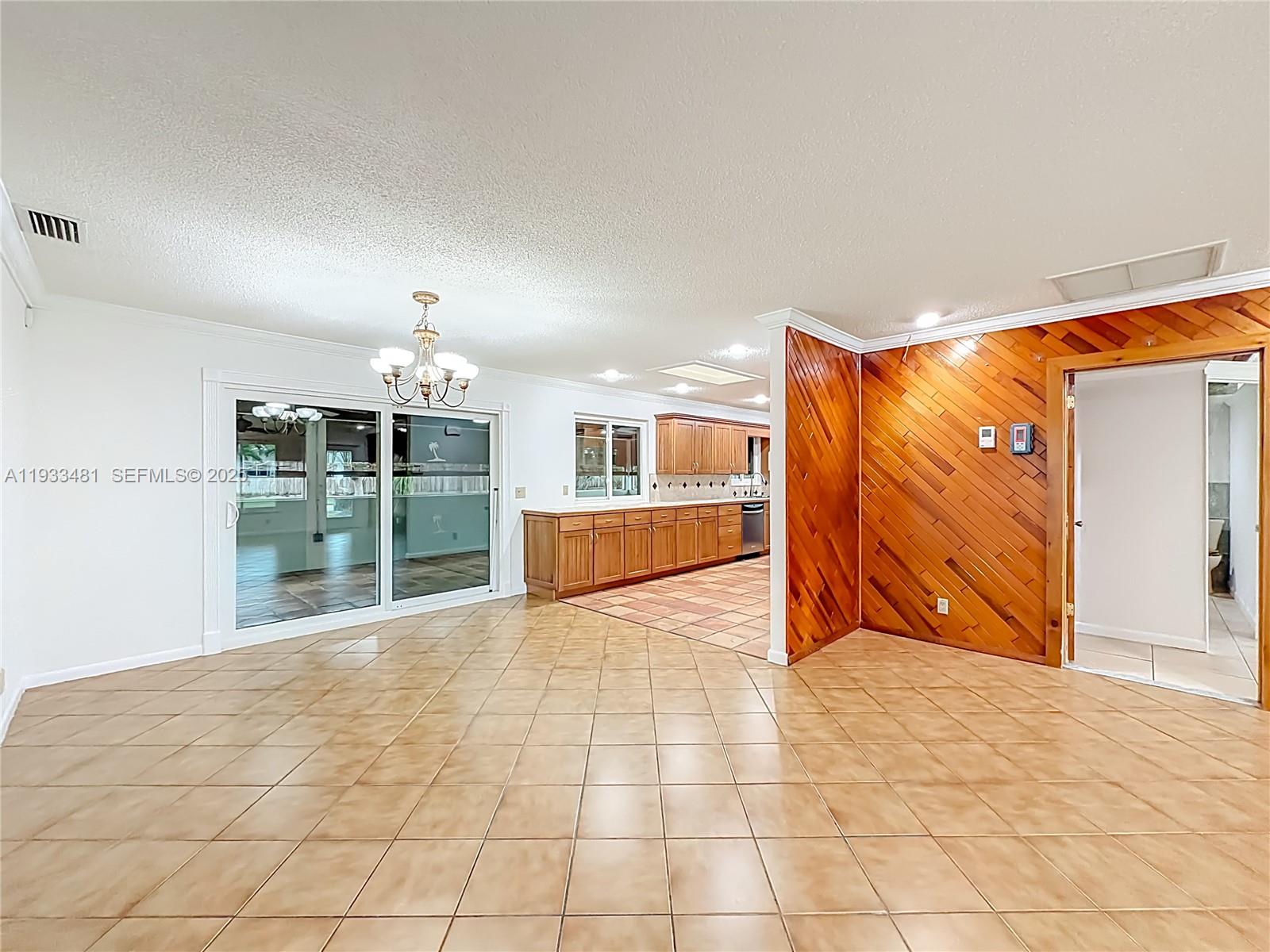 GREENBRIER - Residential