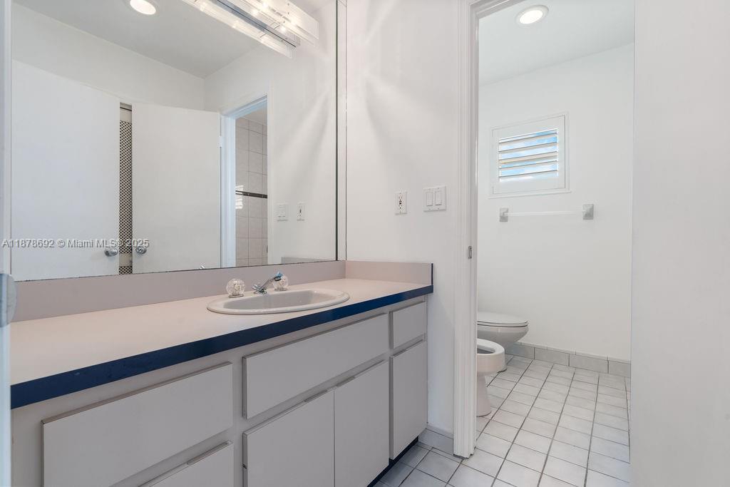 PORT ANTIGUA PLAT NO 5 & - Residential