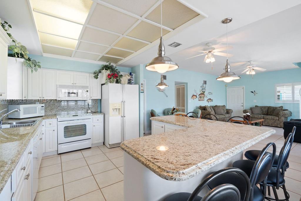 PORT ANTIGUA PLAT NO 5 & - Residential