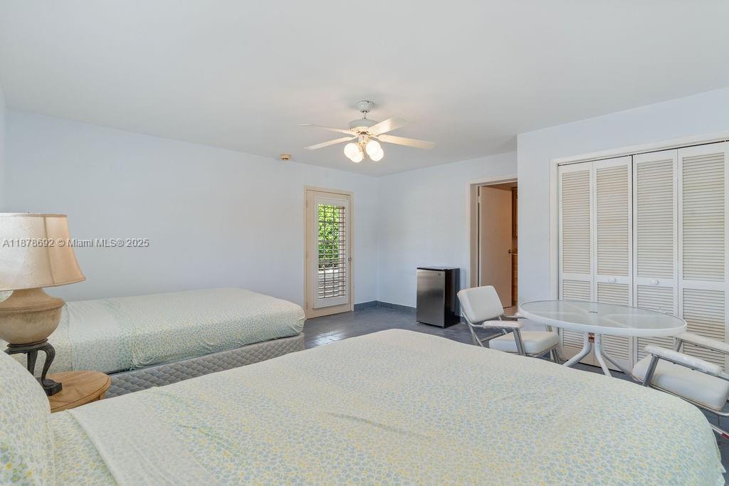 PORT ANTIGUA PLAT NO 5 & - Residential