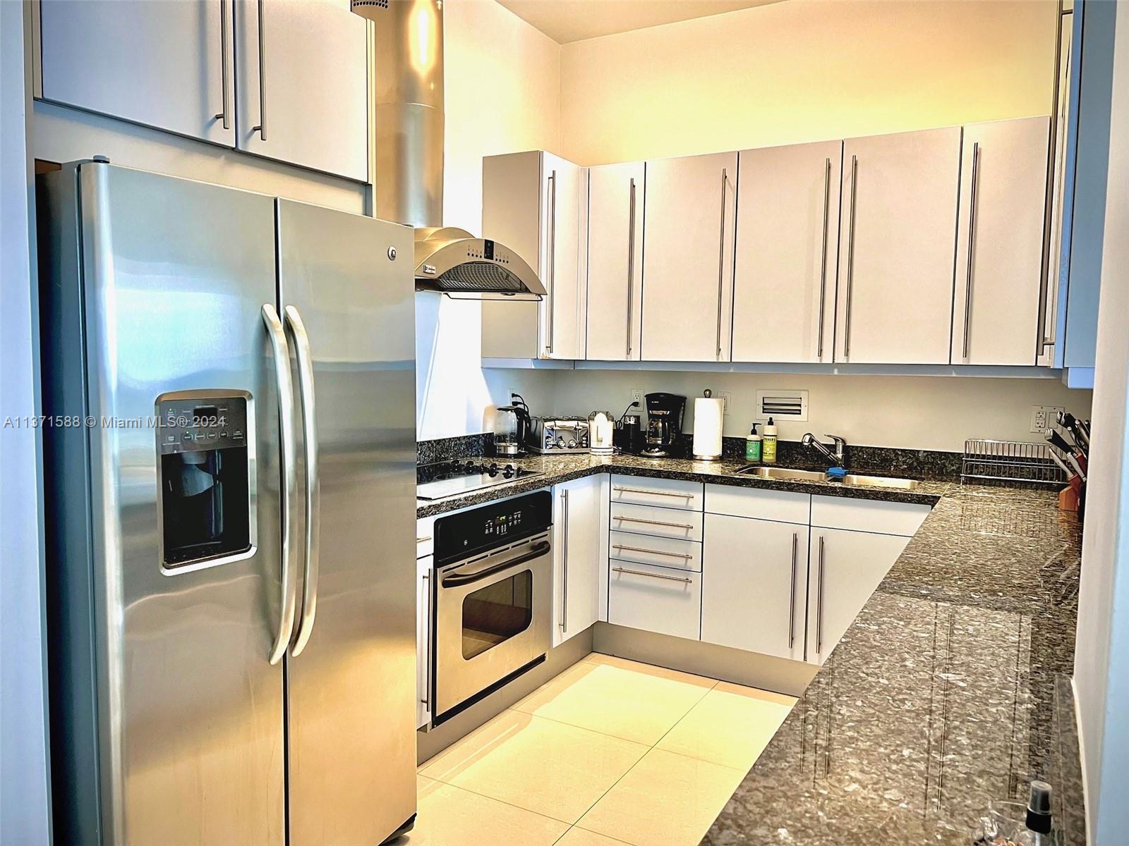 RONEY PALACE CONDO - Residential