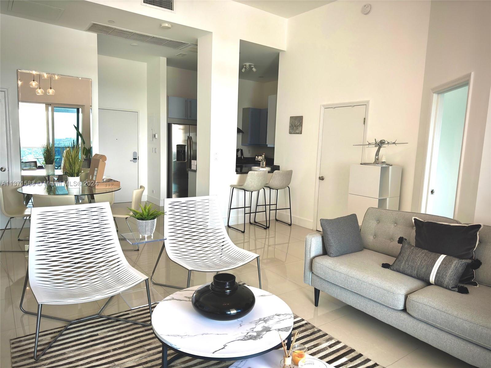 2301 Collins Ave 1626