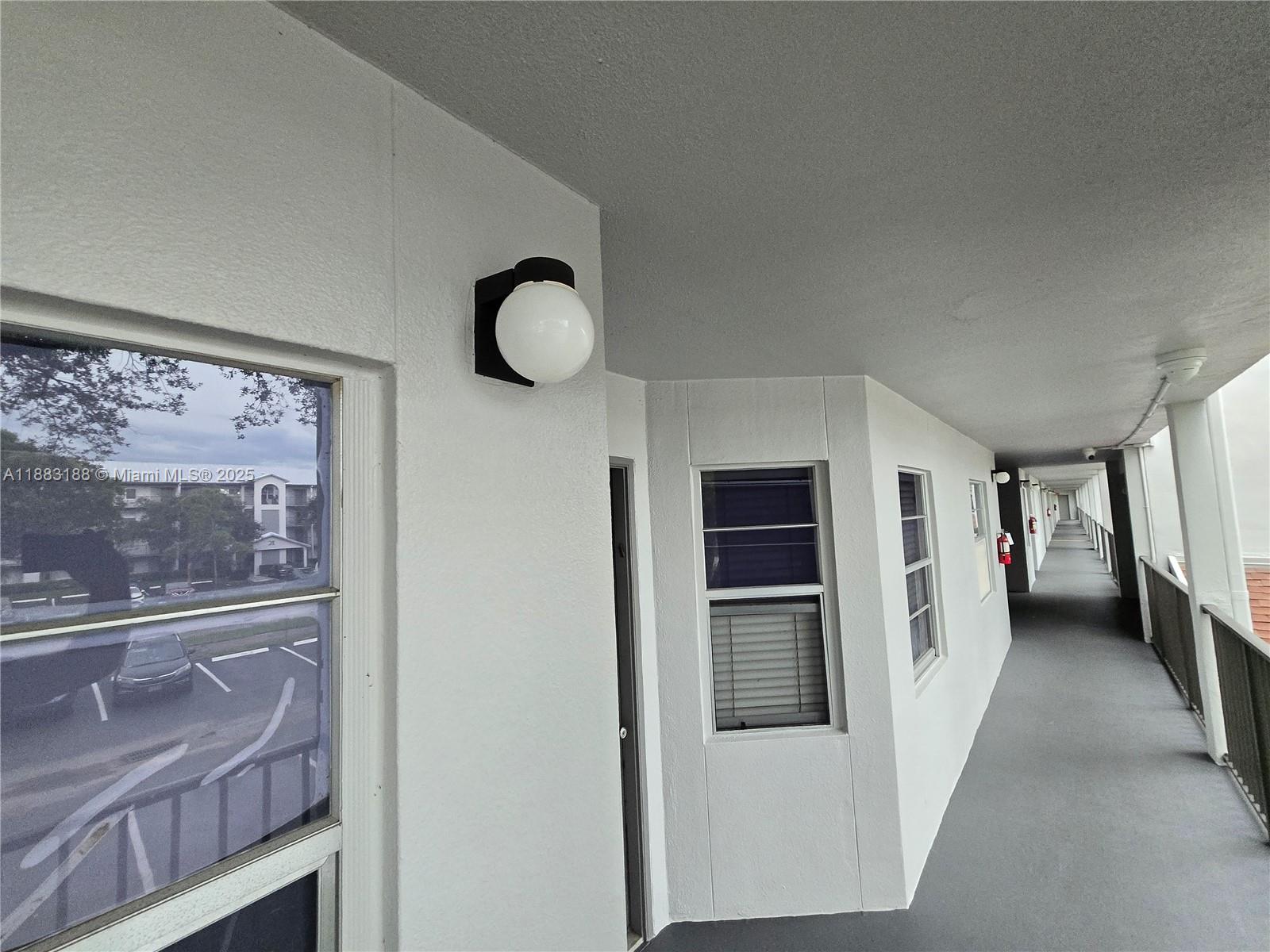 CAMBRIDGE AT CENTURY VILL - Residential