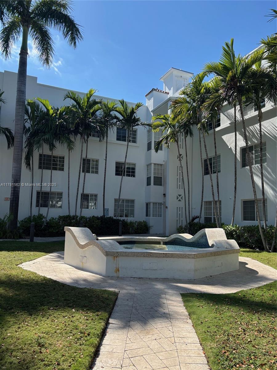 Rental Property at 1300 Pennsylvania Ave 304, Miami Beach, Miami-Dade County, Florida - Bedrooms: 1 
Bathrooms: 1  - $2,300 MO.