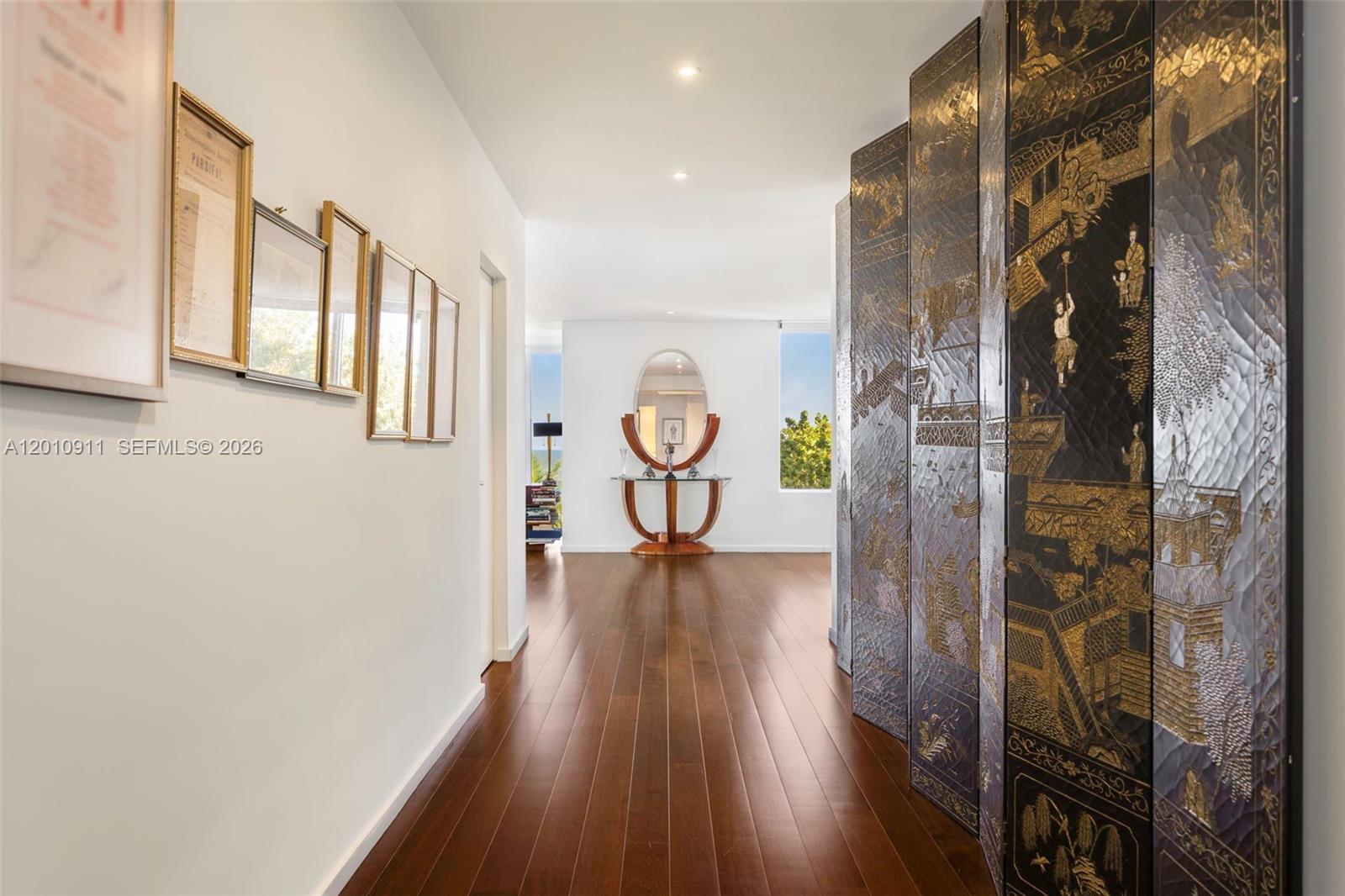 200 Ocean Lane Dr 401