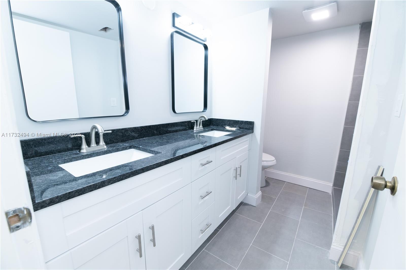 SHERWOOD GARDENS CONDO - Residential Lease