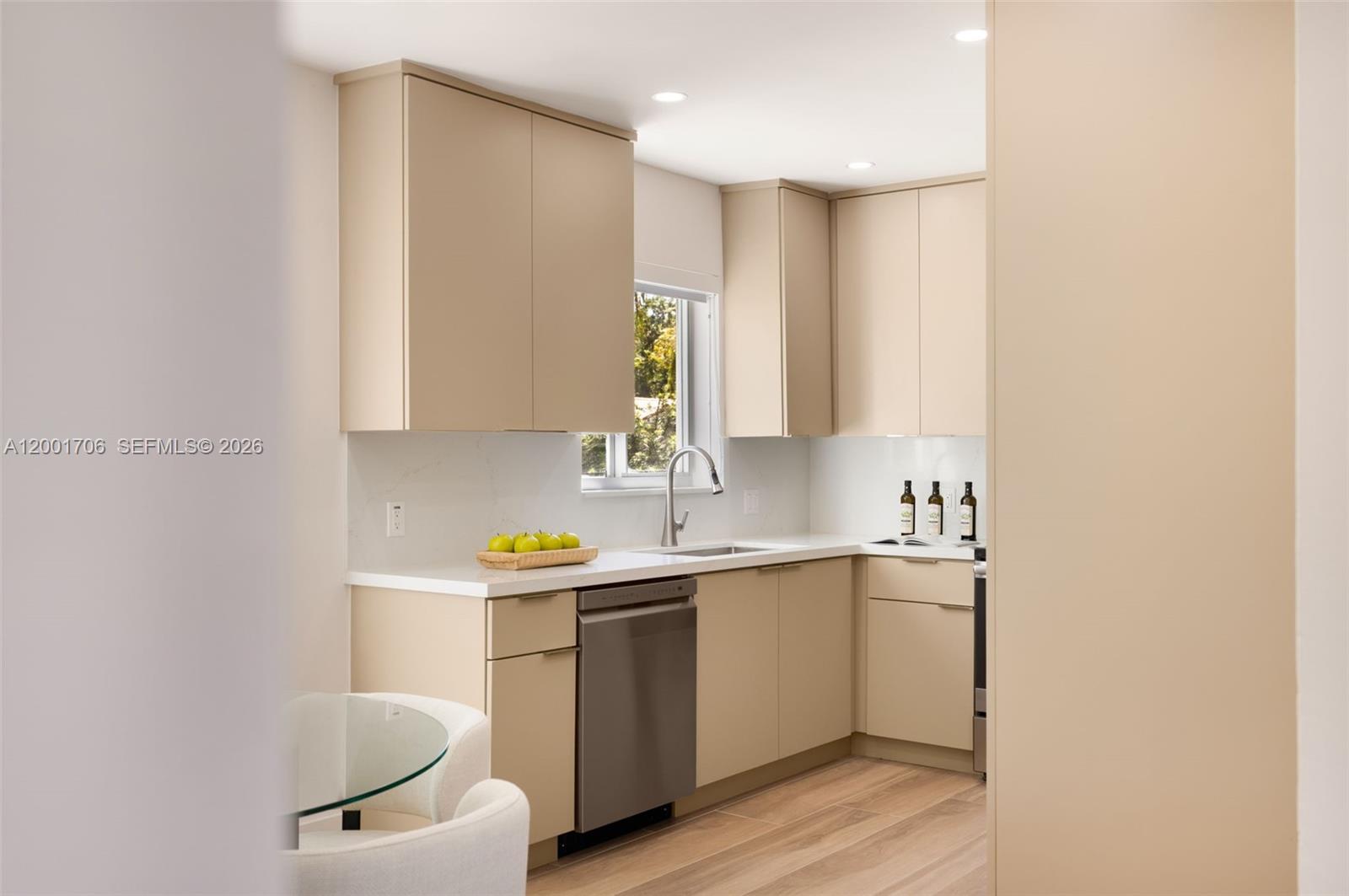 SOUTH VEDADO - Residential