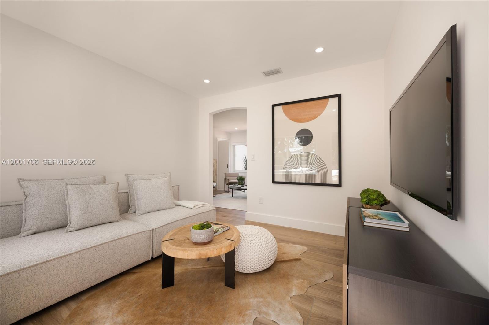 SOUTH VEDADO - Residential