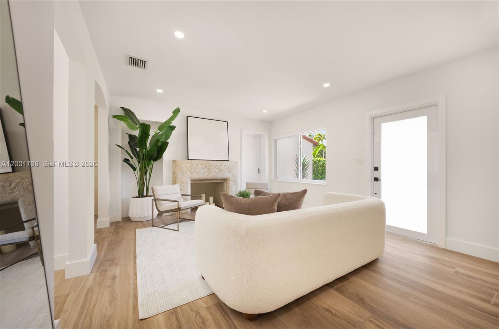 SOUTH VEDADO - Residential