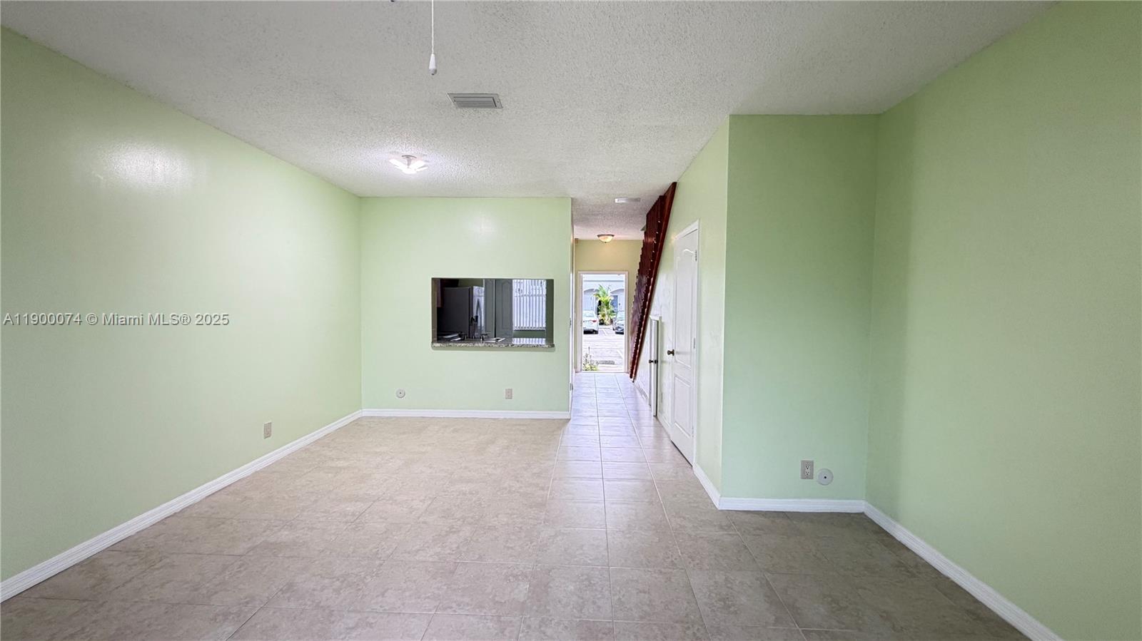 SIERRA RIDGE CONDO M-41 - Residential Lease