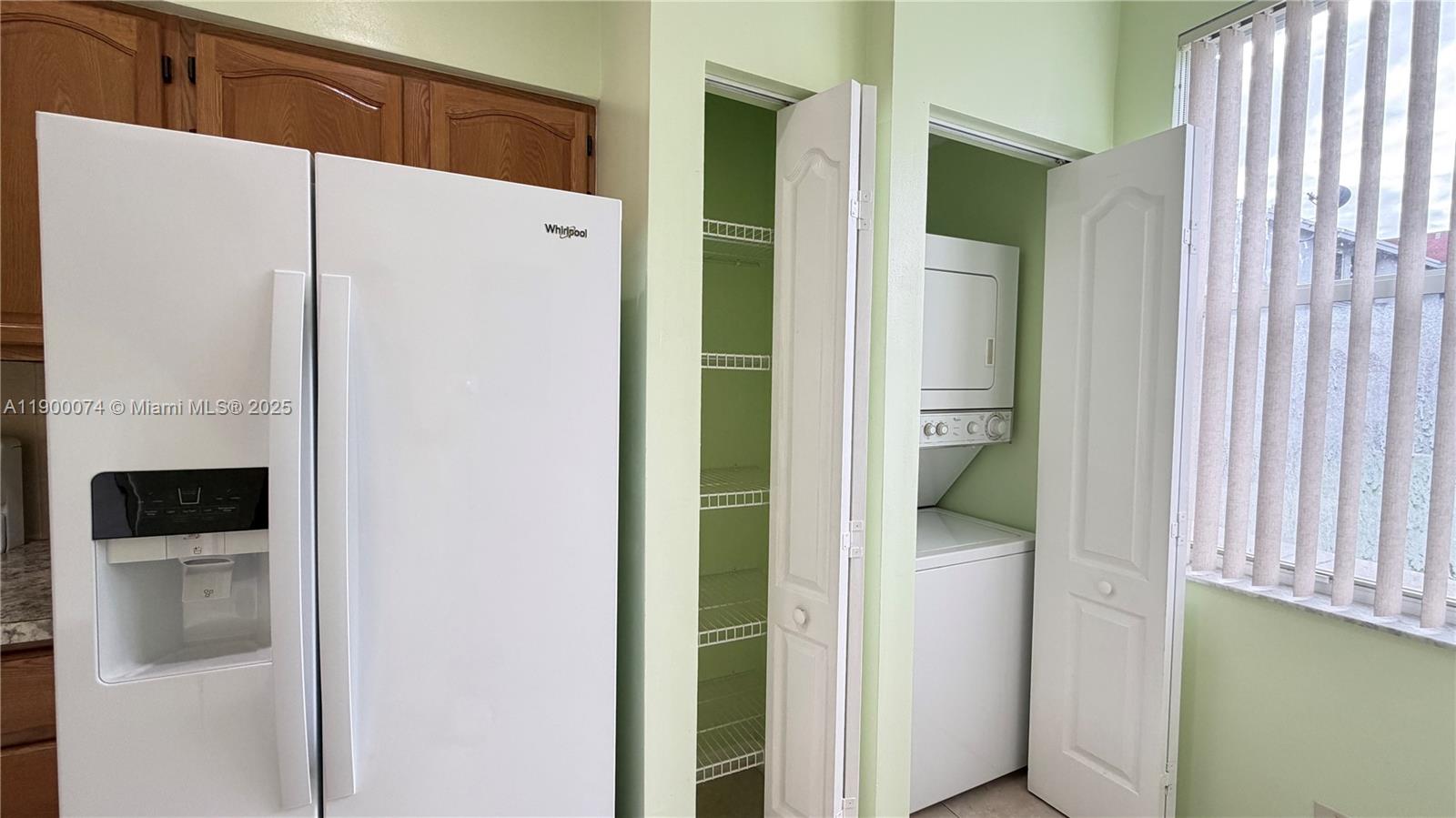 SIERRA RIDGE CONDO M-41 - Residential Lease