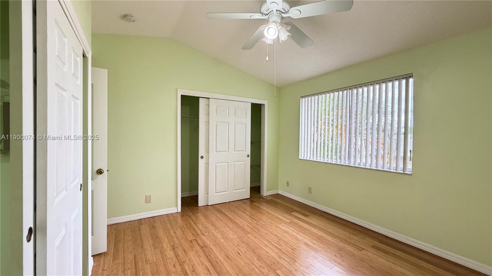 SIERRA RIDGE CONDO M-41 - Residential Lease