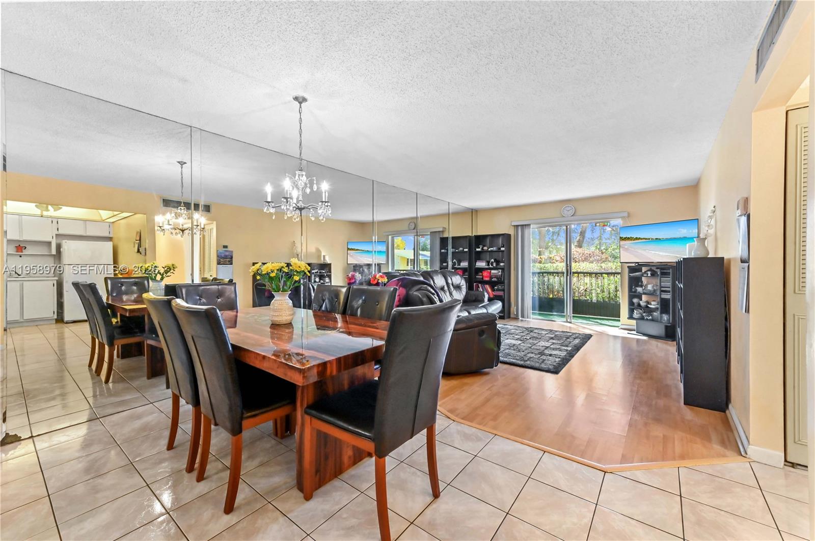 CASA BLANCA - Residential