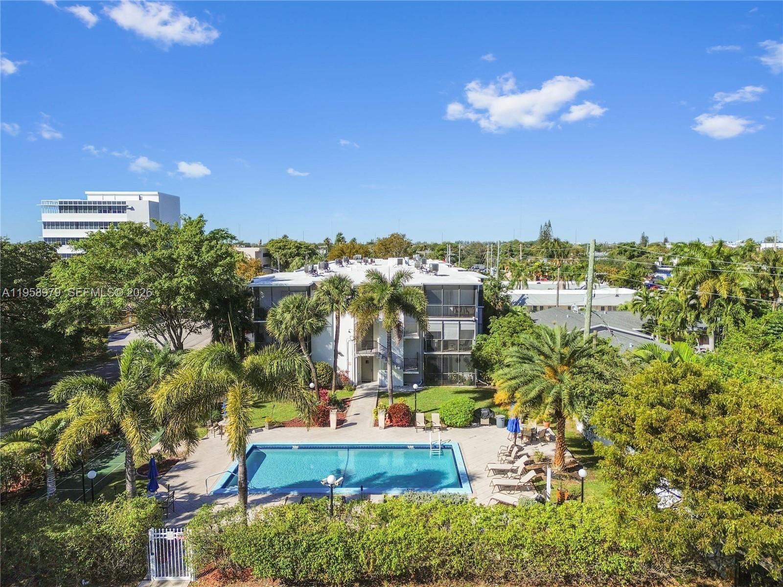 CASA BLANCA - Residential