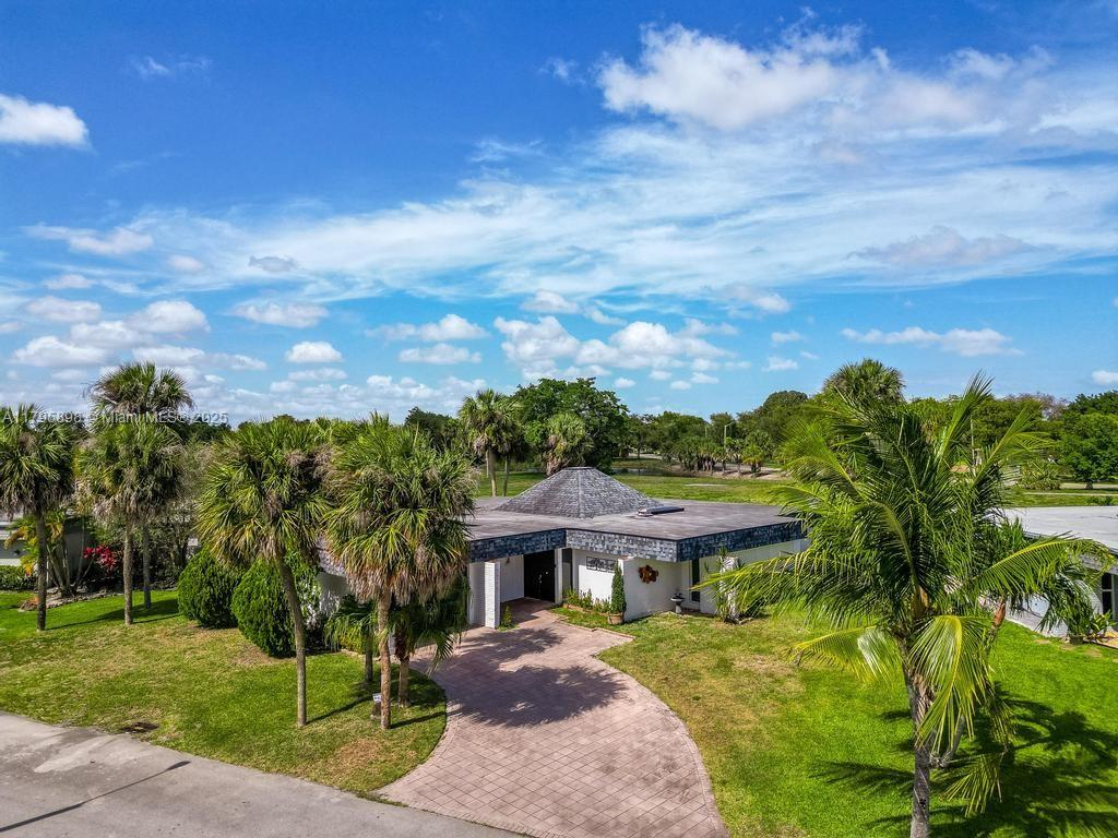 WOODLANDS SEC FIVE - Residential