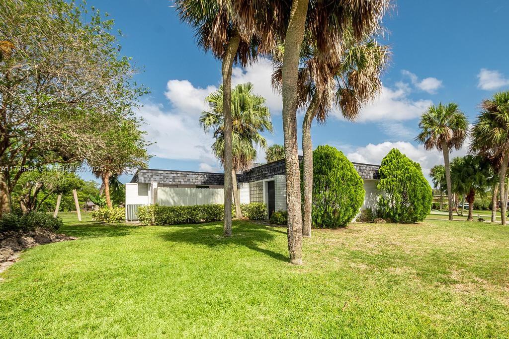 WOODLANDS SEC FIVE - Residential