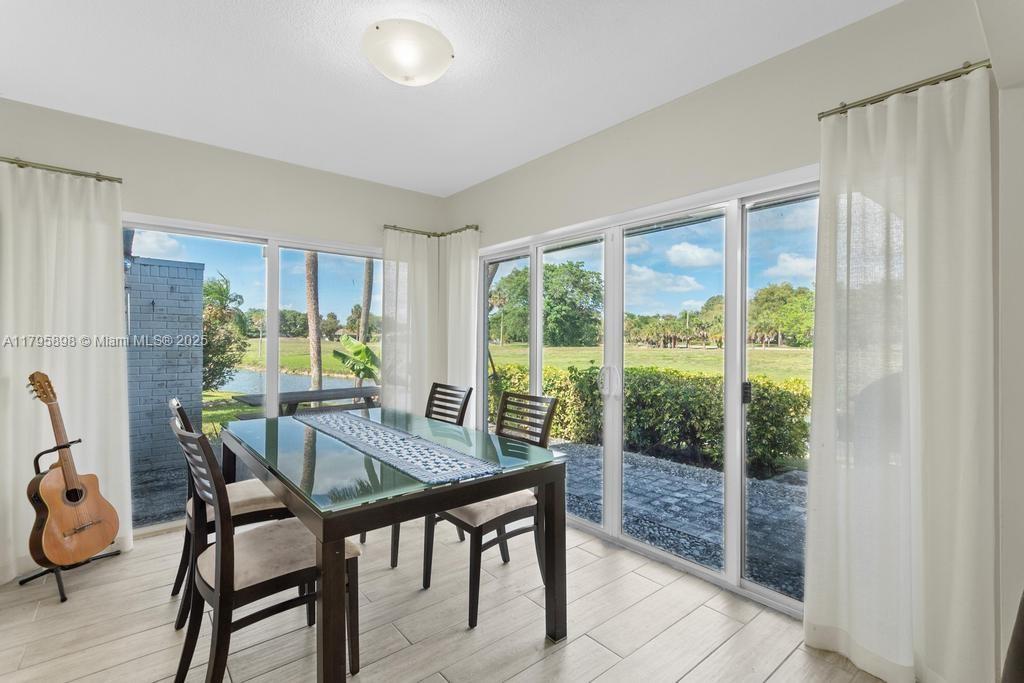 WOODLANDS SEC FIVE - Residential