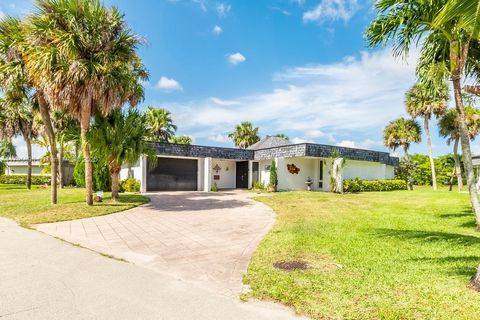 5715 Bayberry Ln Tamarac FL 33319