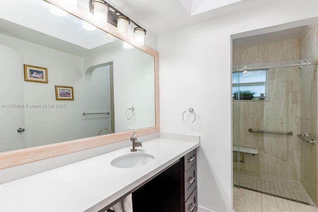 WOODLANDS SEC FIVE - Residential