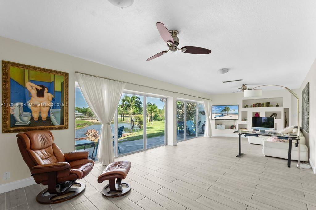 WOODLANDS SEC FIVE - Residential