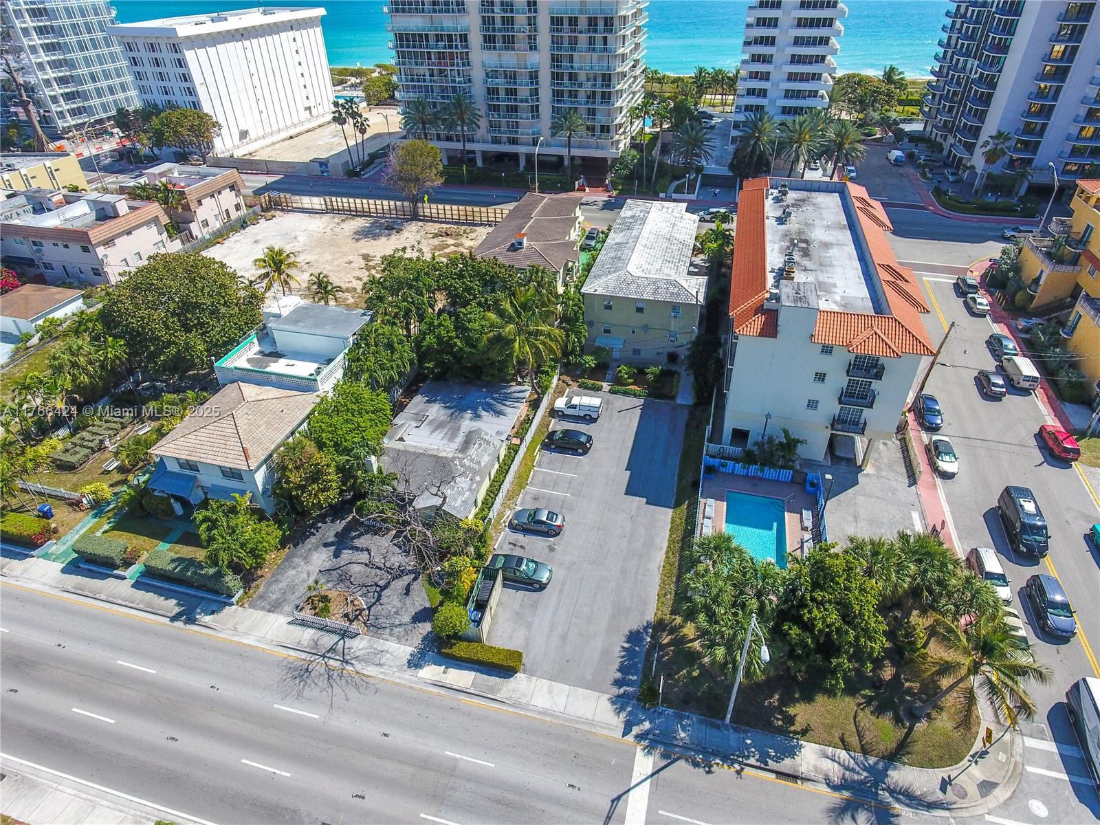 8918 Collins Ave